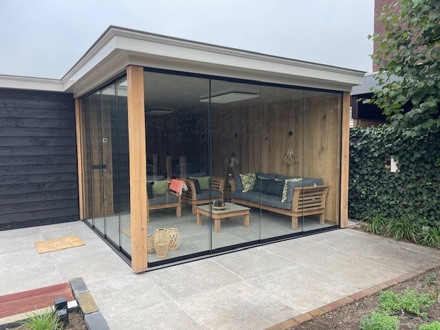 93c5fecbd6208236e248e8d9df3c79b6"