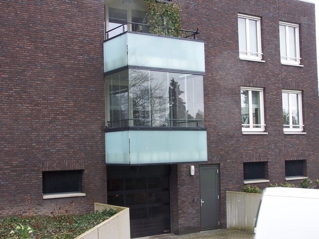 168b7f7d01c82f4b96e57921982a8515"