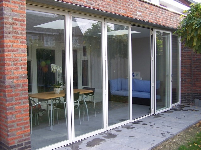 cfef2d6e37044afb216c1e604f9942a9"