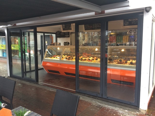 a4f0dfb97f2fdace00fa77da3dea0b4e"