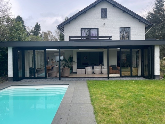 f799bd650ae07f8f12be40158443ec94"