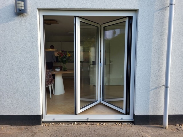 51fd9d00bc47c696e67552532a1d633e"