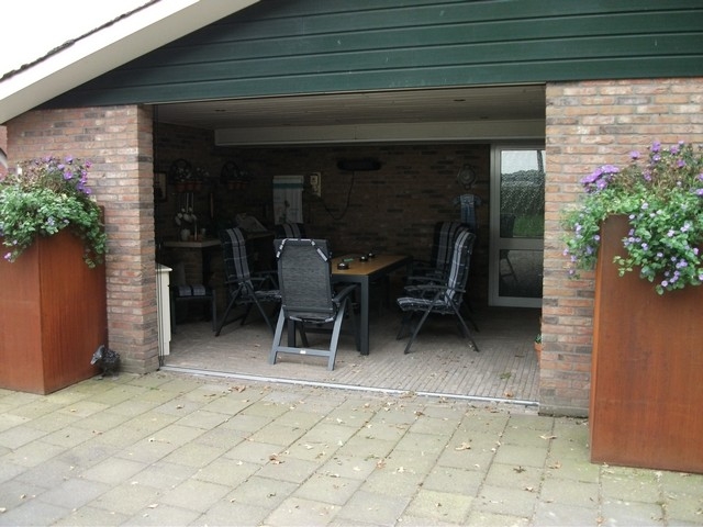 6895f42b80bf83ca613e9d00ae885e03"