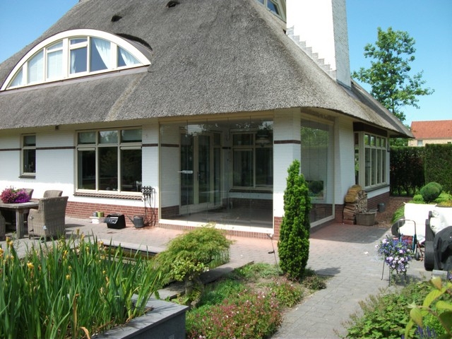 2d859923f43d308421968a06742404ab"